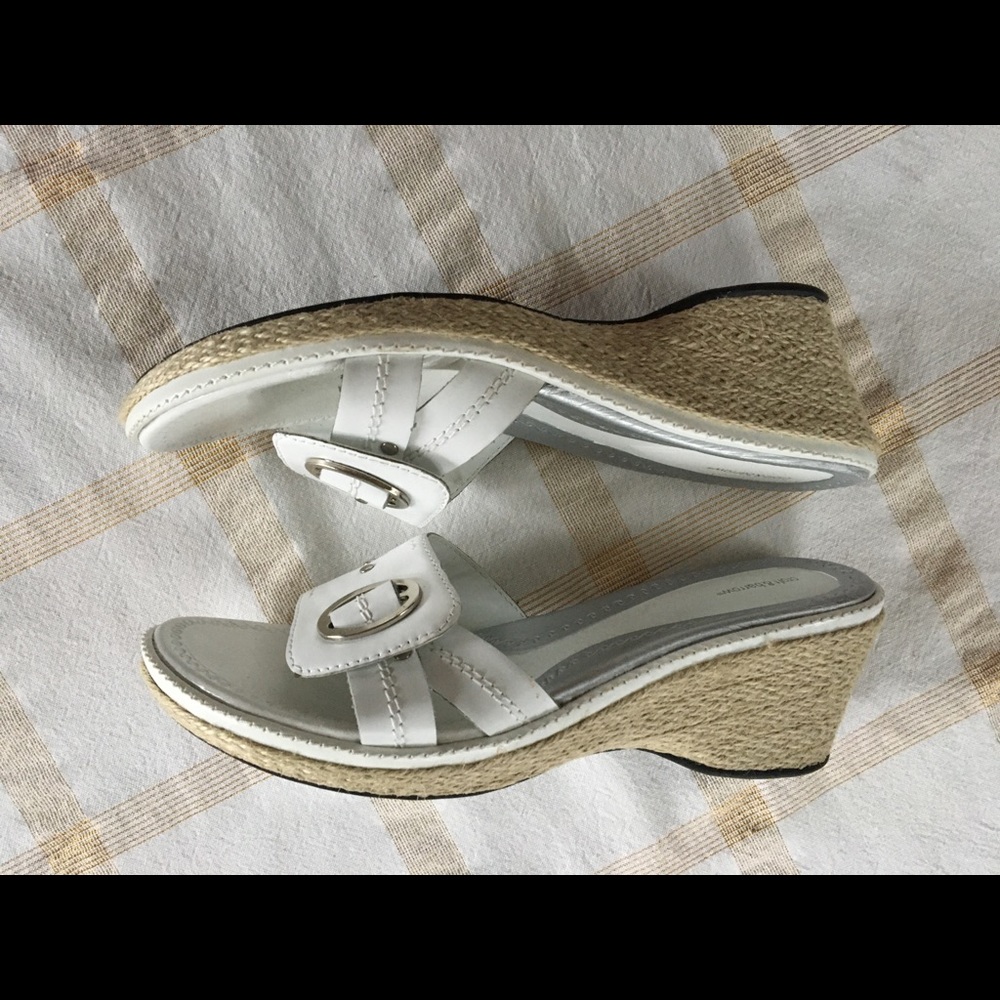 🎁2/$12 NWOT 7 1/2M LEATHER SANDALS BY CROFT & BARROW - Picture 5 of 9